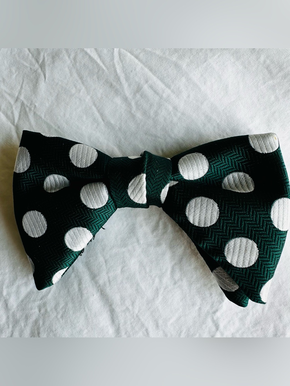 Vintage Royal Rust Resistant Bow Tie Green White Polka Dots